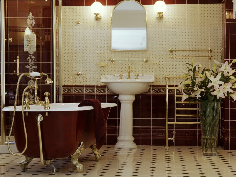 Бордовая ванная - особенности изысканных сочетаний и специфика применения цвета (90 фото)