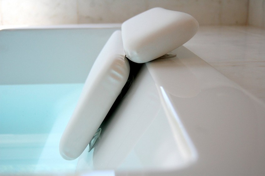 Присоски для ванной - как клеить приспособление и лучшие идеи по применению (65 фото)
