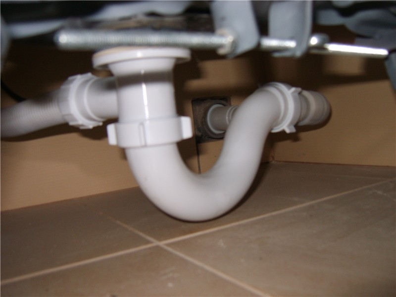 Установка сифона на ванну: инструкция по сборке и установке слива своими руками (85 фото)