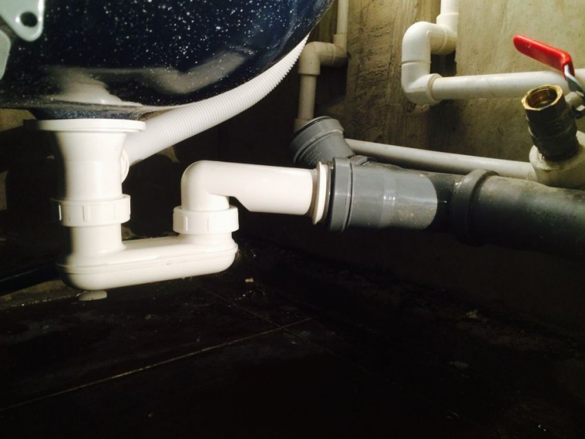 Установка сифона на ванну: инструкция по сборке и установке слива своими руками (85 фото)