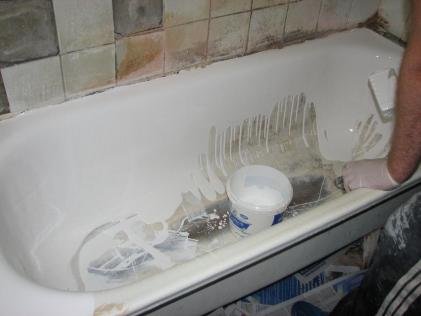Реставрация ванной акрилом: советы по подбору покрытия и рекомендации по восстановительным работам (85 фото)