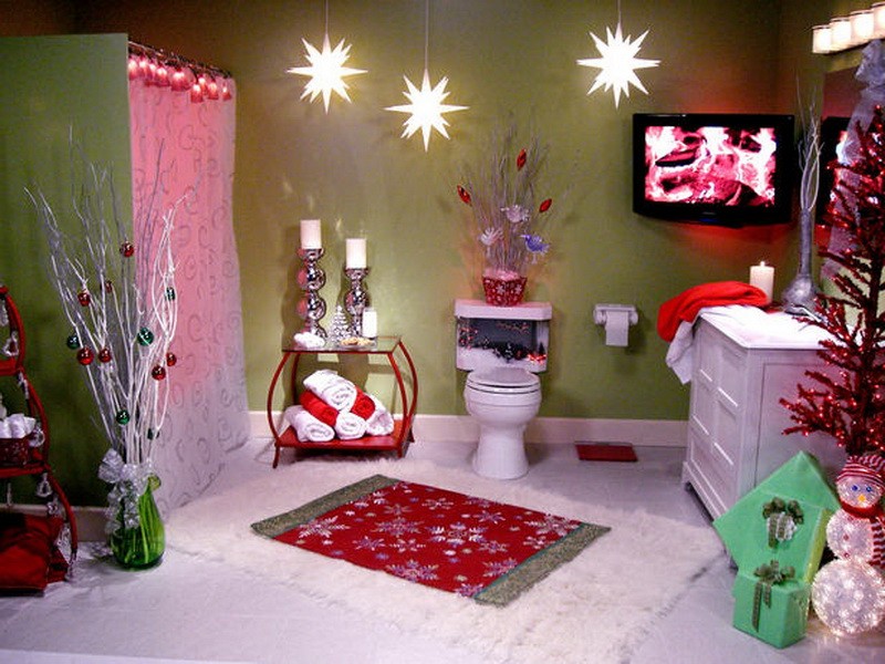 Идеи новогоднего украшения ванной комнаты